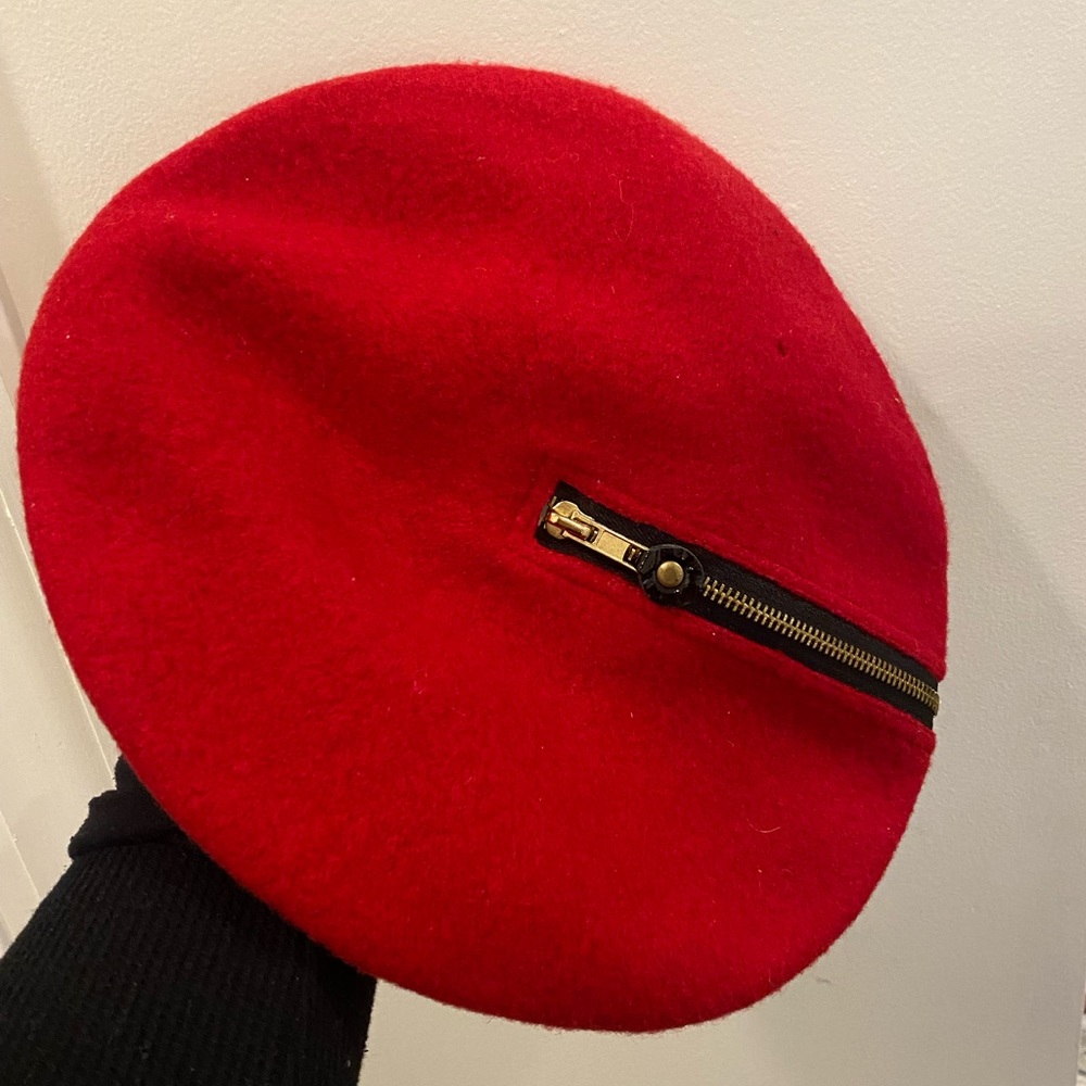 Red Béret Hat